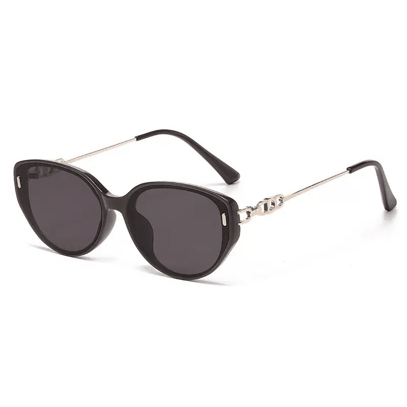 Black Frame Fashion Sunglasses - Image 8